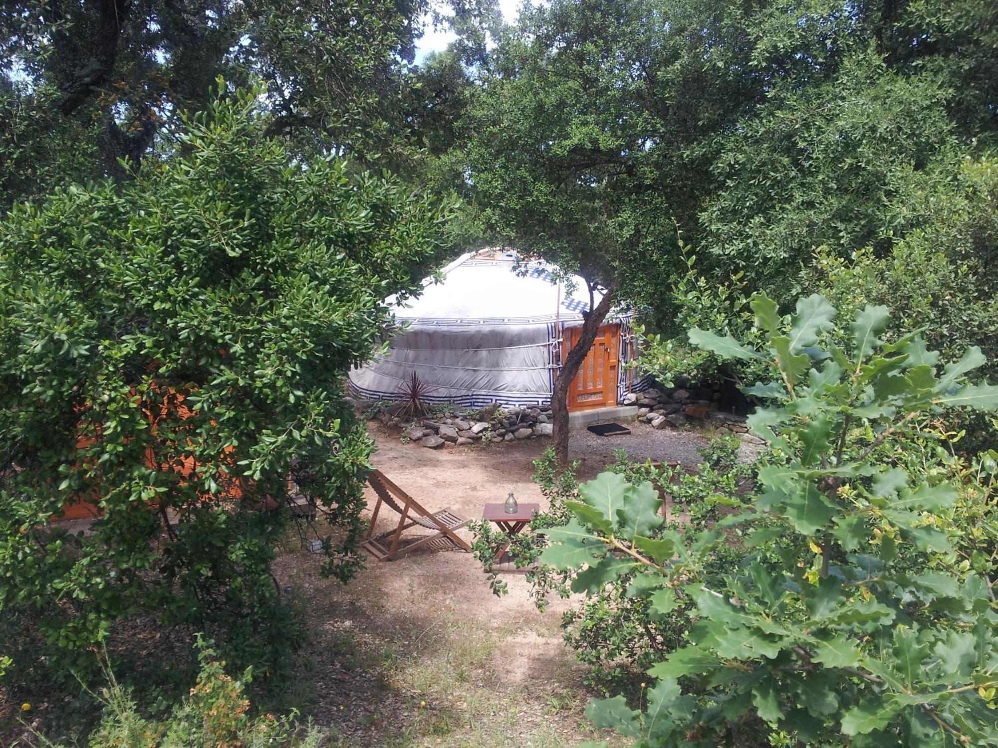 Au Soleil Mongol Sorède Exterior foto